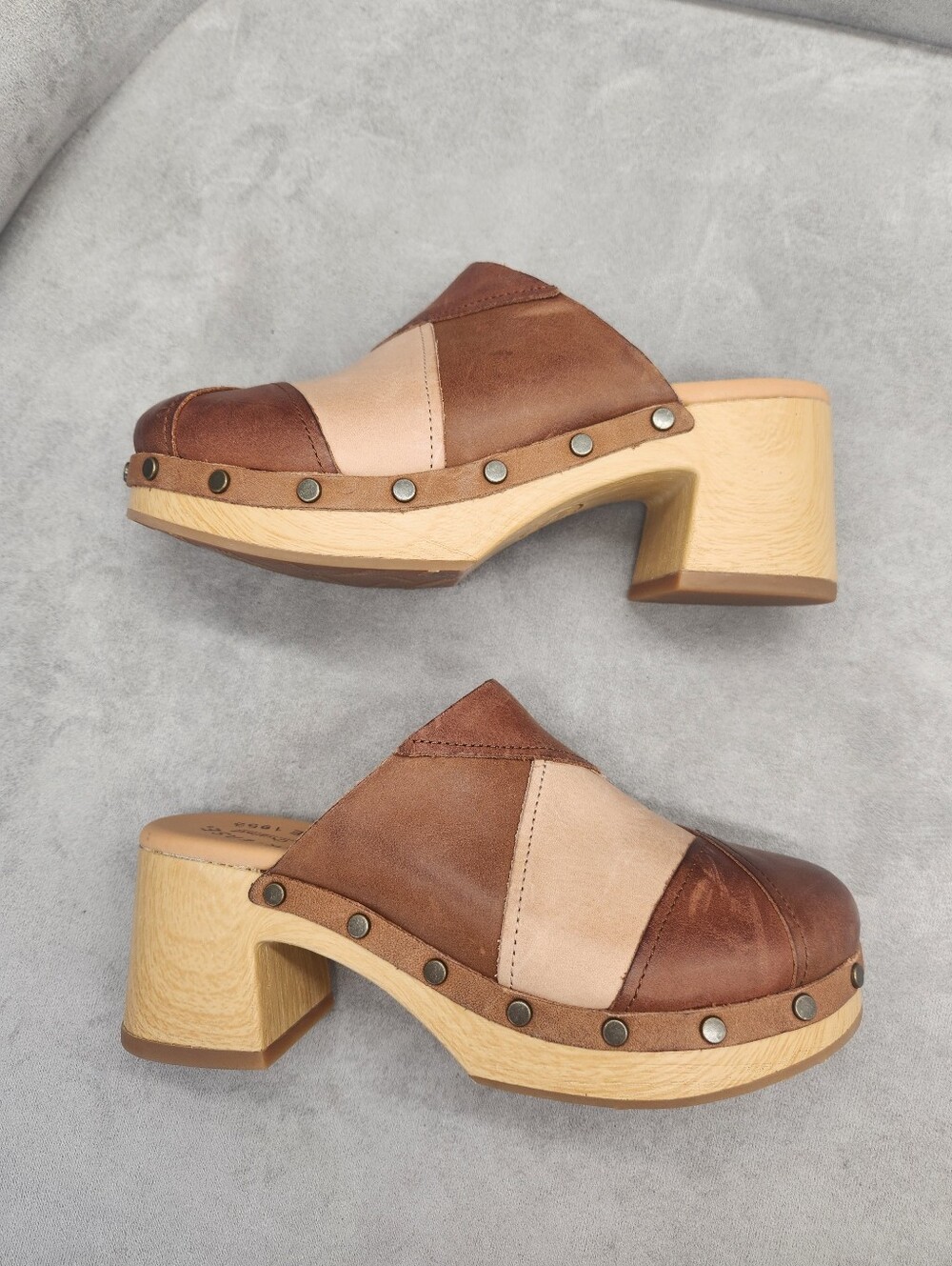 Kork-Ease Clogs 7 Brown Tan Leather Tay Patchwork Mules Scandinavian New $160 - Picture 7 of 16